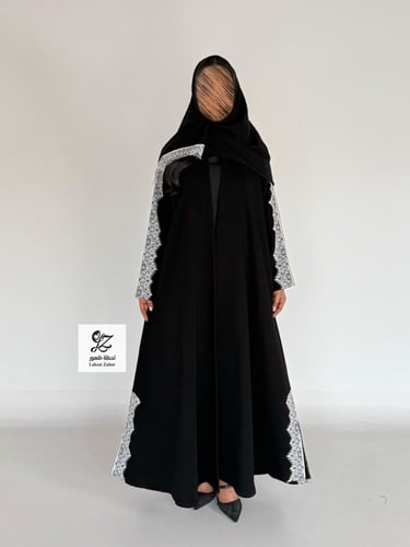 عبايه نوره بقماش كريب اندنوسي اسود فاحم بتدخيل كلف...