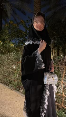 عبايه امينه 2 نص بشت