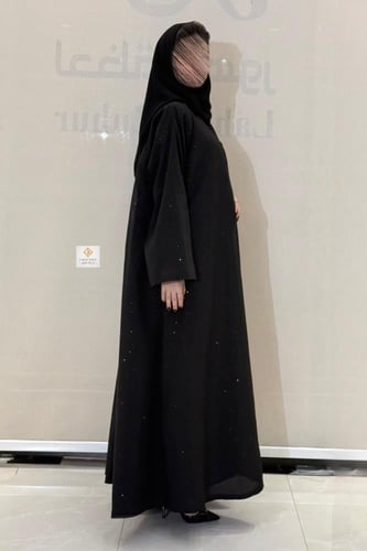 عبايه كلوش بقماش جورجيت لمعه خفيف كامل