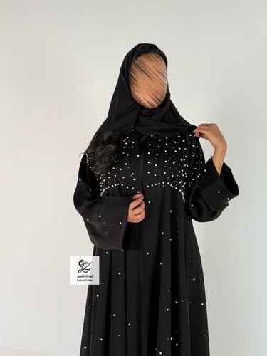 عبايه مبهره دبل كلوش بقماش باربي بتدخيل لولو فخم