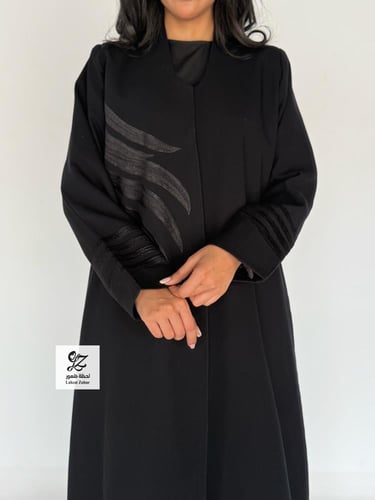 بليزر القمه مبطن كامل بتدخيل تطرز اسود ناعم