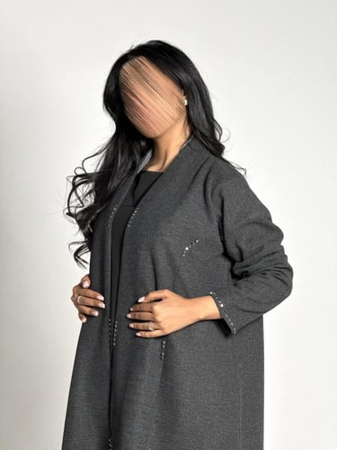 عبايه الماس بقماش جوخ شتوي رمادي