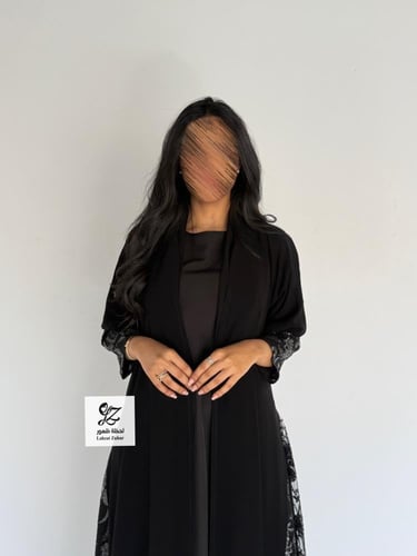 عبايه مشاعل كلوش بقماش ملكي بتدخيل ترتر فخم