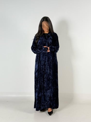 عبايه شوق نص كلوش بقماش مخمل ثلجي ناعم بفتحه اصبع...