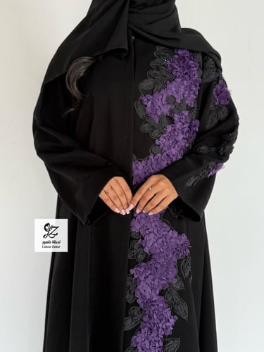 عبايه افراح كلوش بتدخيل تطريز مميز