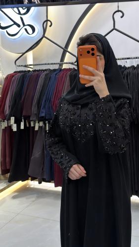 عبايه وفاء نص كلوش بقماش إنترنت بتدخيل ترتر اسود