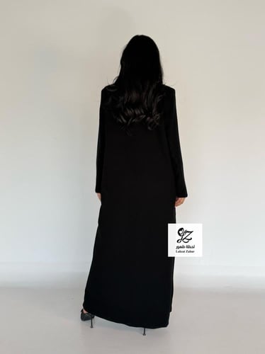 عبايه بليزر ميعاد بقماش اندنوسي اسود بتدخيل دانتيل...