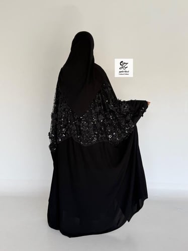 عبايه إسراء قطري بقماش ملكي