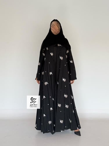 عبايه جوهره دبل كلوش بقماش لنن بحريني مطرز كامل