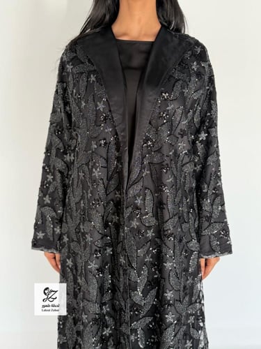 عبايه طلة بقماش تفته ميكادو لمعه