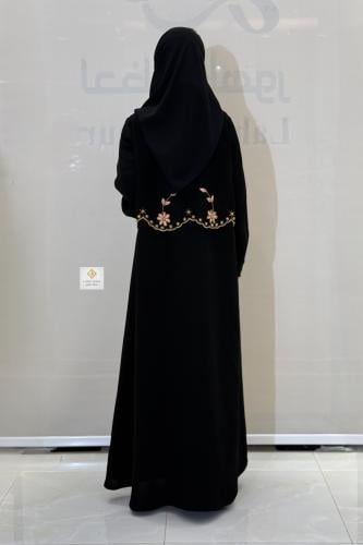 عبايه ضحئ بقصه Aبتدخيلات شك يدوي