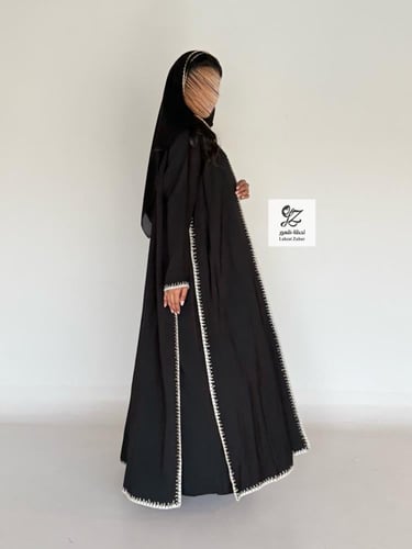 عبايه حور نص كلوش بقماش حرير ياباني بتدخيل تطريز ن...