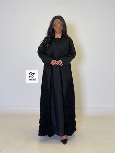 عبايه ركاما كلوش بتدخيل كسرات ثري دي اسود