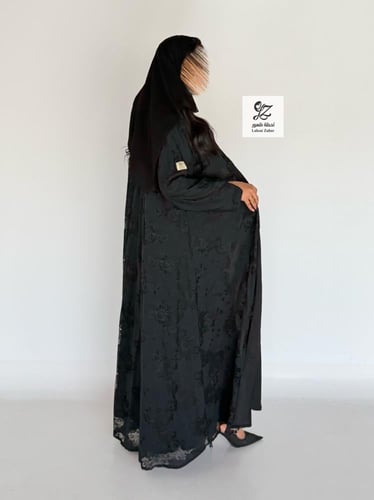 عبايه غرام كلوش بقماش دانتيل روسي مشجر