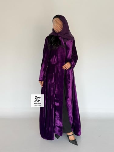 بليزر الفريده بقماش مخمل كوري