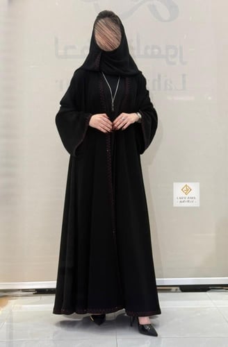 عبايه دبل كلوش بتطريز يدوي ‏مع إضافة الكريستال