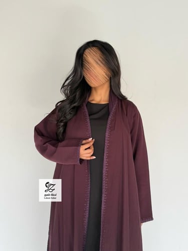 عبايه حور نص كلوش بقماش حرير ياباني بتدخيل تطريز ن...