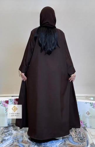 عبايه بقصه لف فخمه بقماش كريب