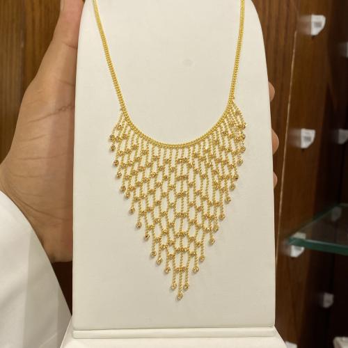 عقد ذهب عيار 21 وزن 13.98