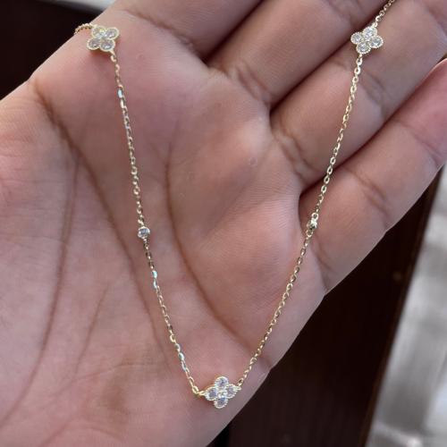 عقد فضة عيار 925