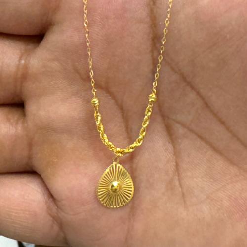 عقد ذهب عيار 21 وزن 1.28