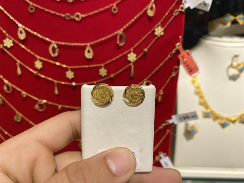 حلق ذهب عيار 21 وزن 1.90