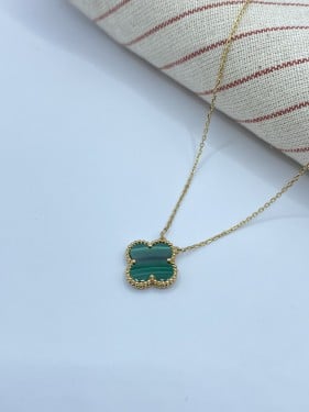 عقد ذهب عيار 18 وزن 4.23