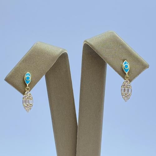 حلق ذهب عيار 18 وزن 0.68