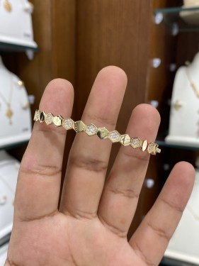 سوارة ذهب عيار 18 وزن 9.54