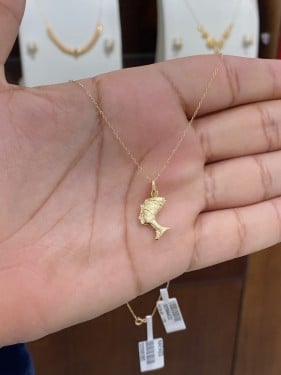 عقد ذهب عيار 18 وزن 1.54