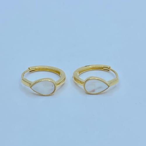 حلق ذهب عيار 18 وزن 1.54