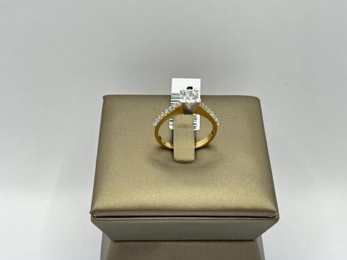 خاتم ذهب عيار 18 وزن 3.51