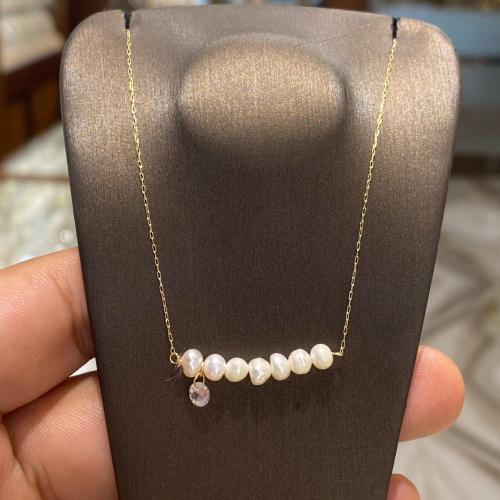 عقد ذهب عيار 18 وزن 0.45