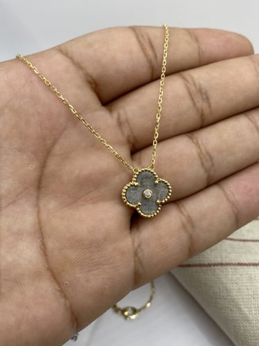 عقد ذهب عيار 18 وزن 5.70