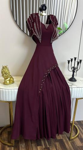 باربي مطرز يدوي