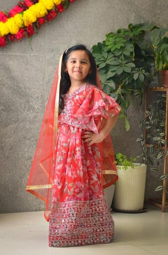 ساري اطفال بيان