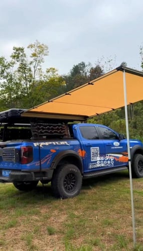 مظلة سيارة جانبية