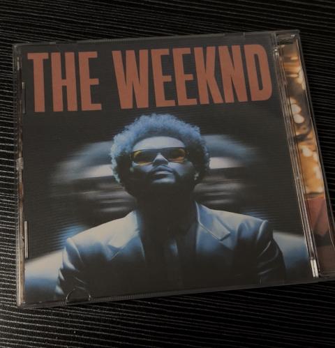 البوم the weekend