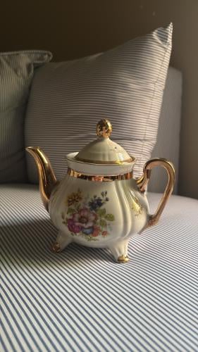Vintage tea pot
