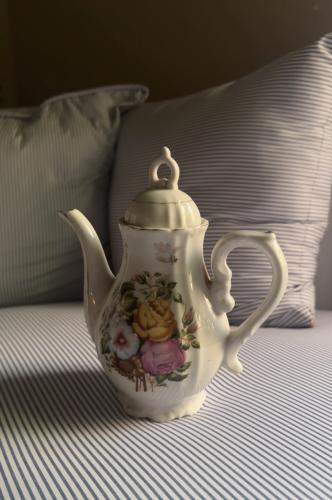 Vintage tea pot