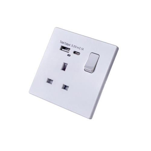 مفتاح قابس ثلاثي 13 أمبير مع شاحن USB بيانو