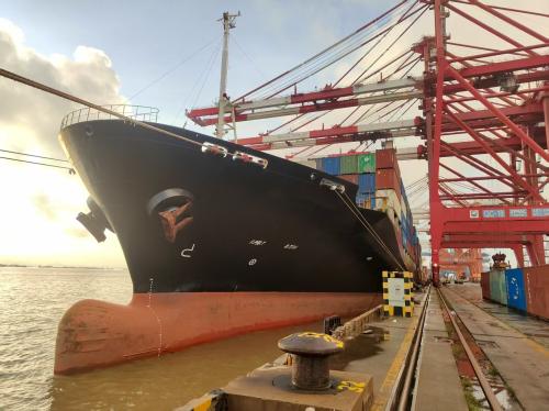Container Ship 2553 TEU For Sale