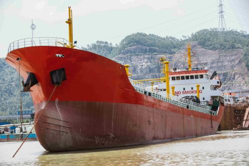 Product Oil Tanker 4600 T For Sale