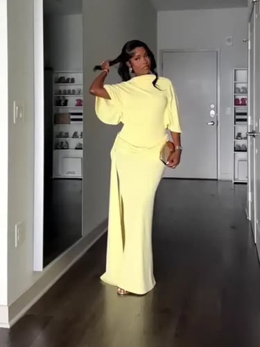 فستان سهرة أصفر بظهر مكشوف