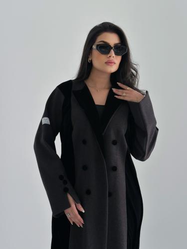 عباية الشيخه مقاس 60