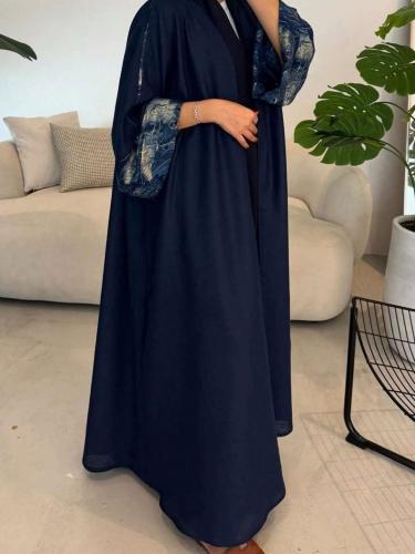 عباية إسلامية فضفاضة