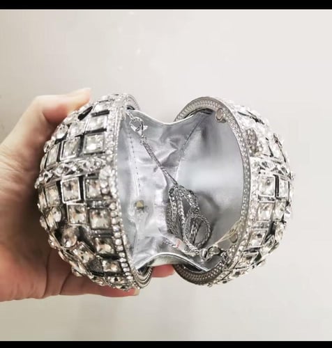 كلاتش إمبريال كريستال للمناسبات