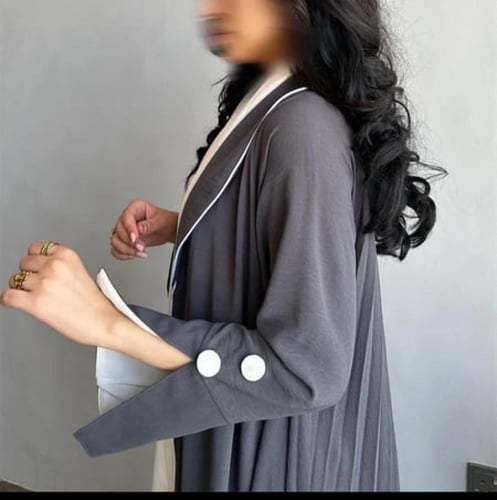 عباية بليزر