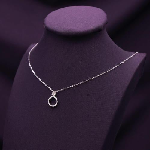 عقد فضة عيار 925