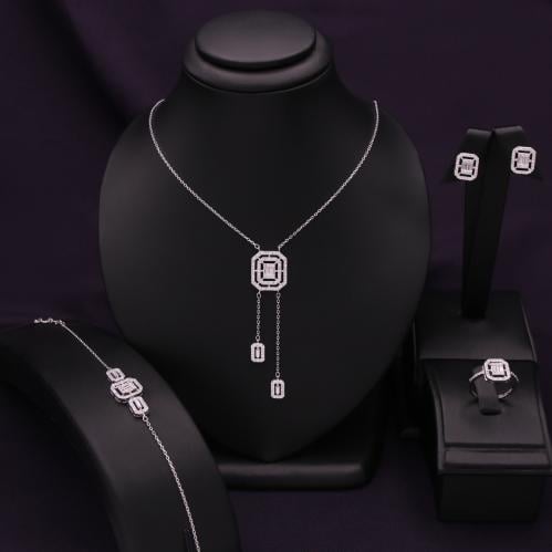طقم فضة نسائي عيار 925
